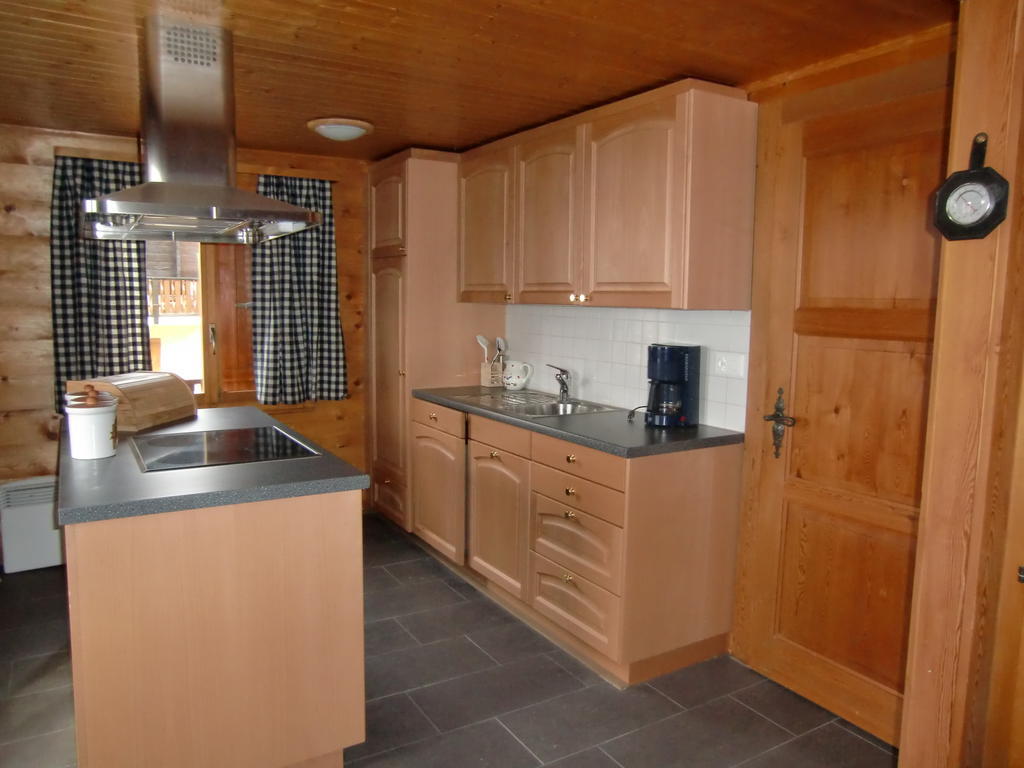 Chalet Valaisia Riederalp Zimmer foto